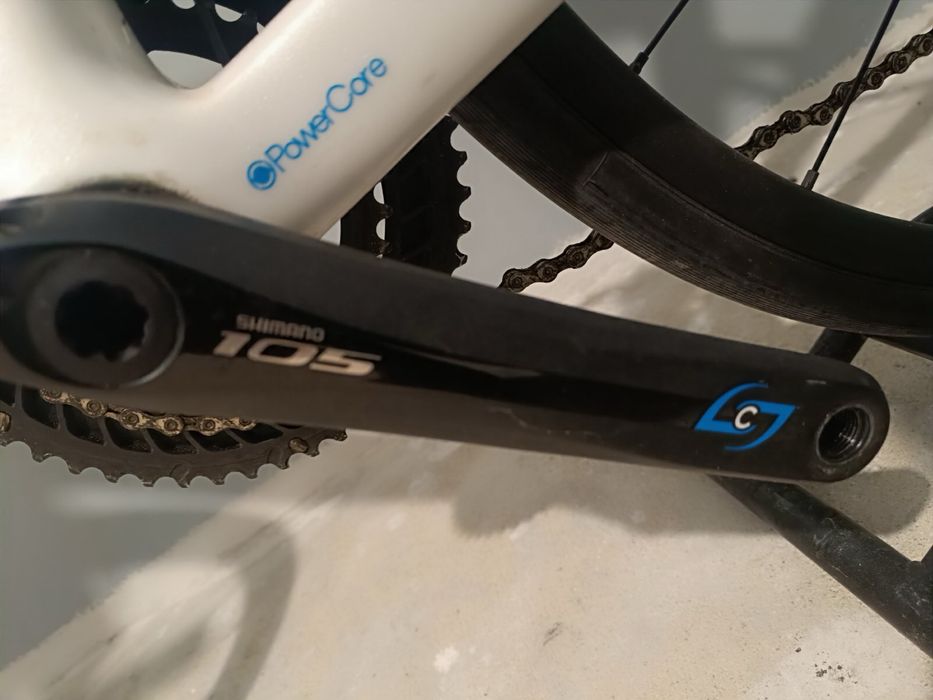Giant Defy Advanced 2 (Размер M) – Карбон