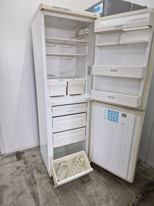 Хладилник Stinol с два компресора