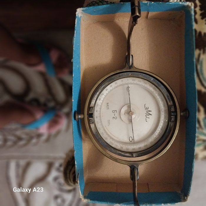 Геодезический компас типа "Буссоль"