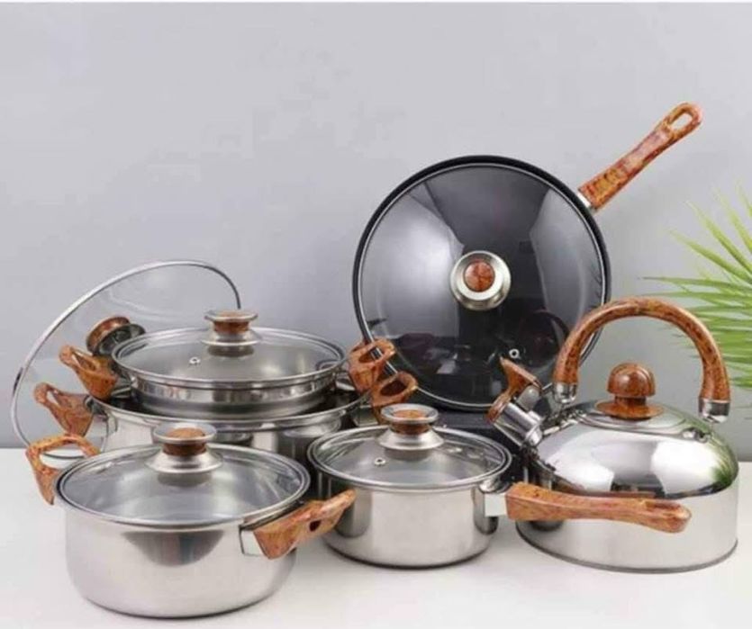 Комплект тенджери за готвене