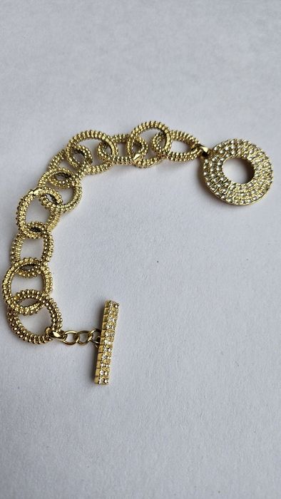 Браслет (бижутерия)