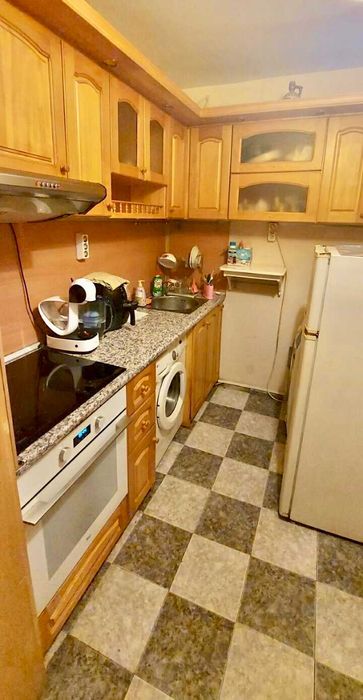 Дава се под наем Двустаен апартамент в София, Надежда 2 - 60 кв.м за 402.9 € - Снимка #2