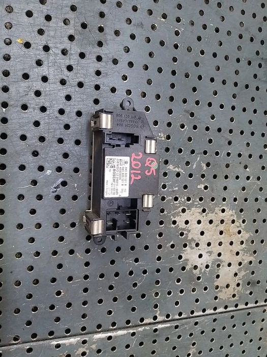 Rezistenta trepte aeroterma audi q5 8r 8k0820521b