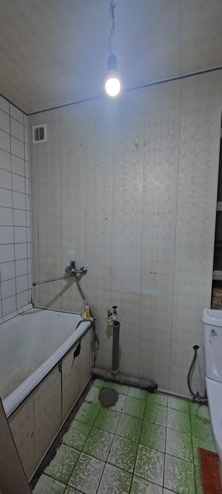 Ижарага 3 хоналик квартира 1 каватда