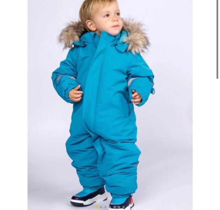 Продаётся детский комбинезон новый