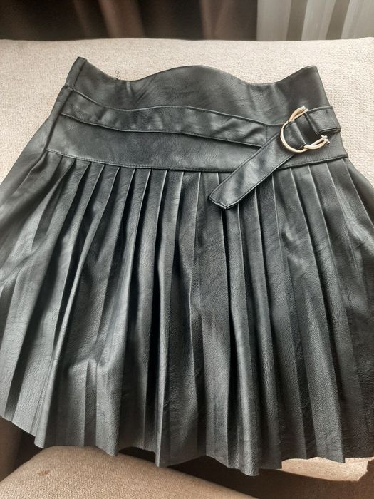 Детска кожена пола