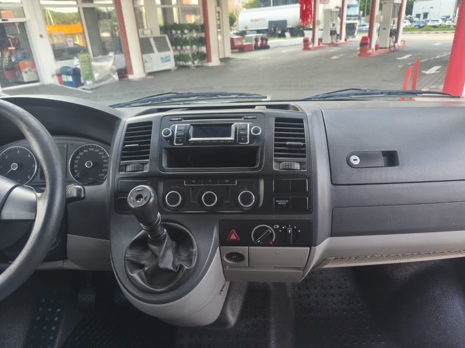 VOLKSWAGEN Transporter 2012 — imagine 4