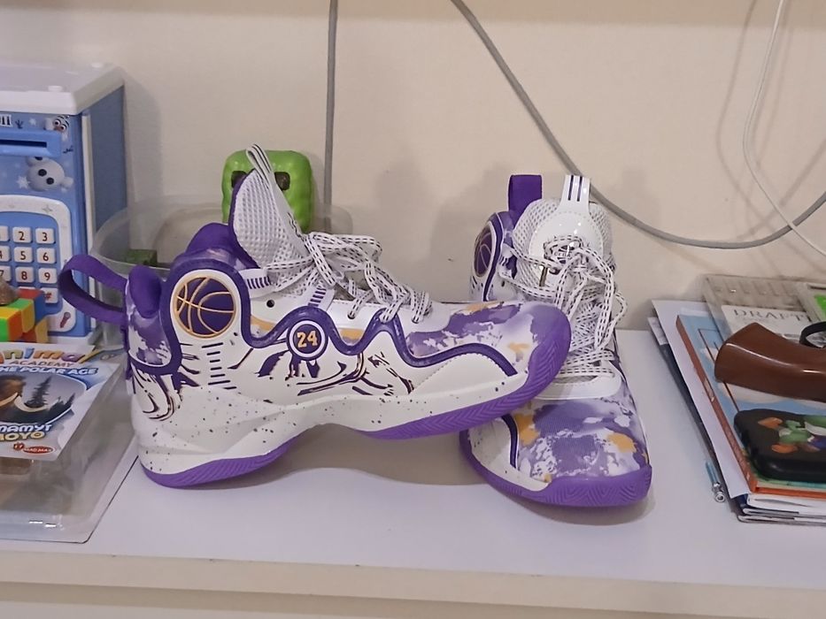 Basketball, баскетболни малатонки 37 номер, нови