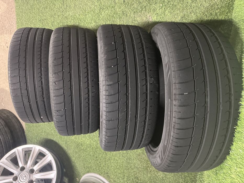 Шины 235/45 R18
