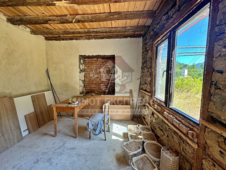 Продава се Къща в Асеновград - 66 кв.м за 1213 €/кв.м - Снимка #2