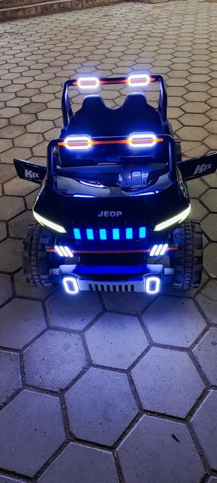 detskiy avtomobil sotiladi olinganiga 10kun bóldi xolati yangidek