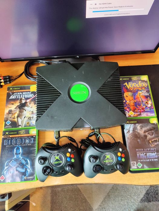 Vând consola Xbox Clasic Original+Jocuri