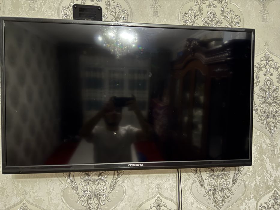 3  ta televizor sotiladi
