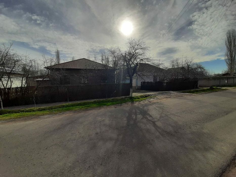 Срочна уй сотилади