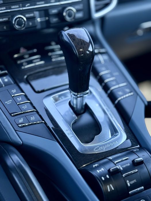 Porsche Cayenne 3.0 d