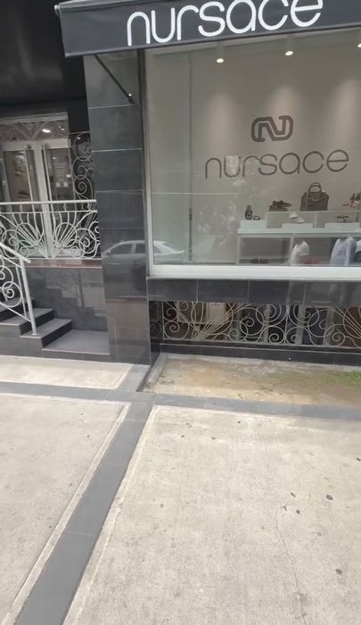 Продается нежилое помещение в Центре города