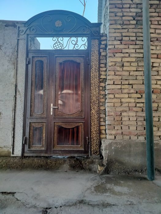 Эски шахарда ховли сотилади