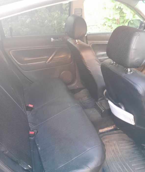 Volkswagen Passat 2000 г.