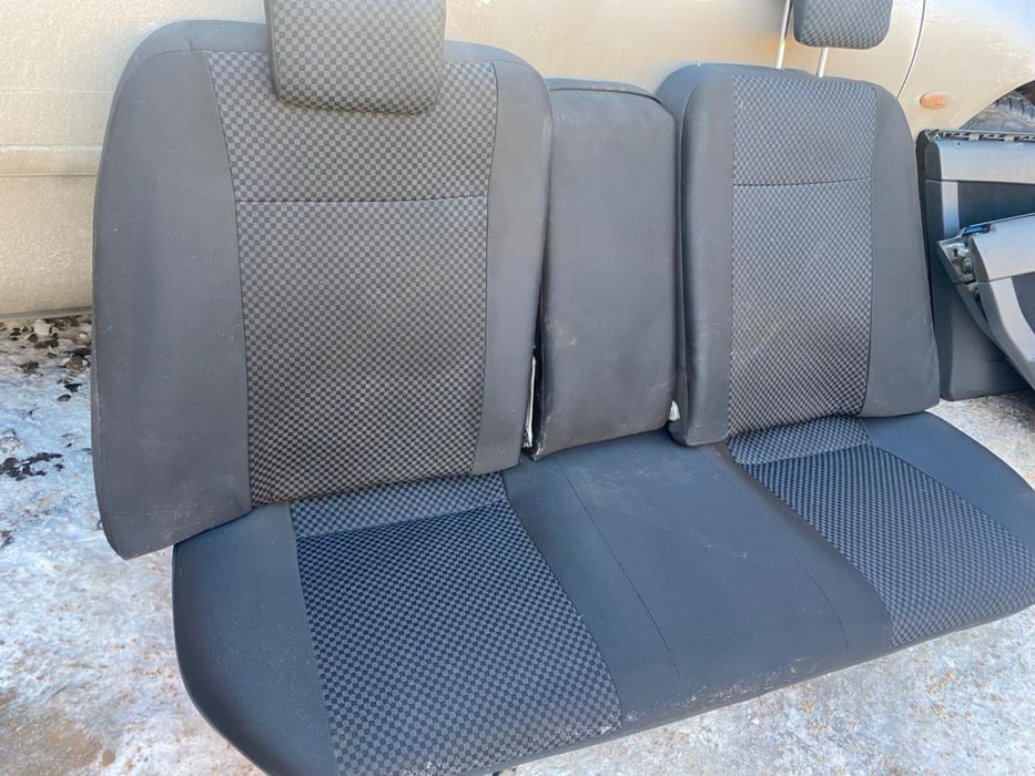 Сиденья Лада Гранта Приора Ларгус