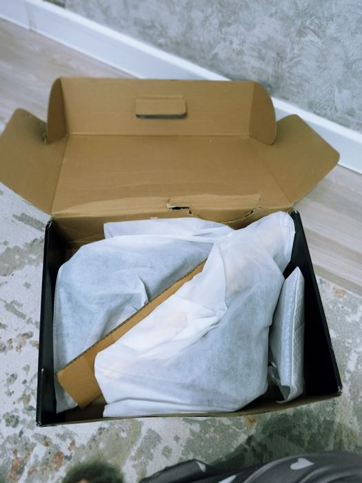 Продается новые коньки