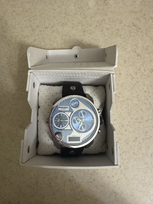Мужские часы DIESEL, бу