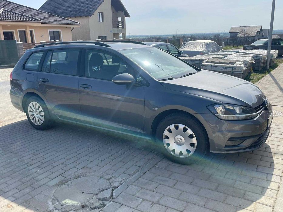 Vând Golf 7  1.6 TDI 2017 Facelift