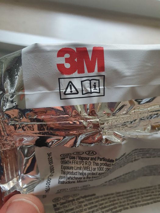 Предпазна маска 3М