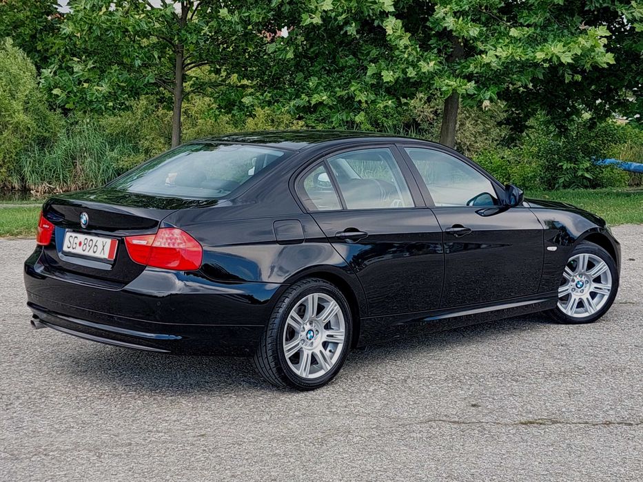 BMW 3 Series 2011 — imagine 4