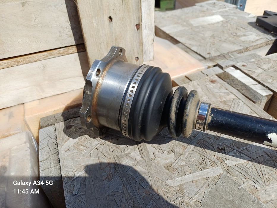 Привод (граната) АКПП Гольф Венто Пассат