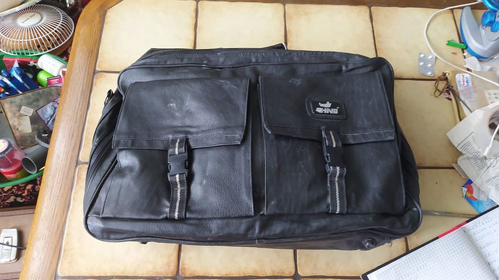 Vand genti de voiaj si calatorii