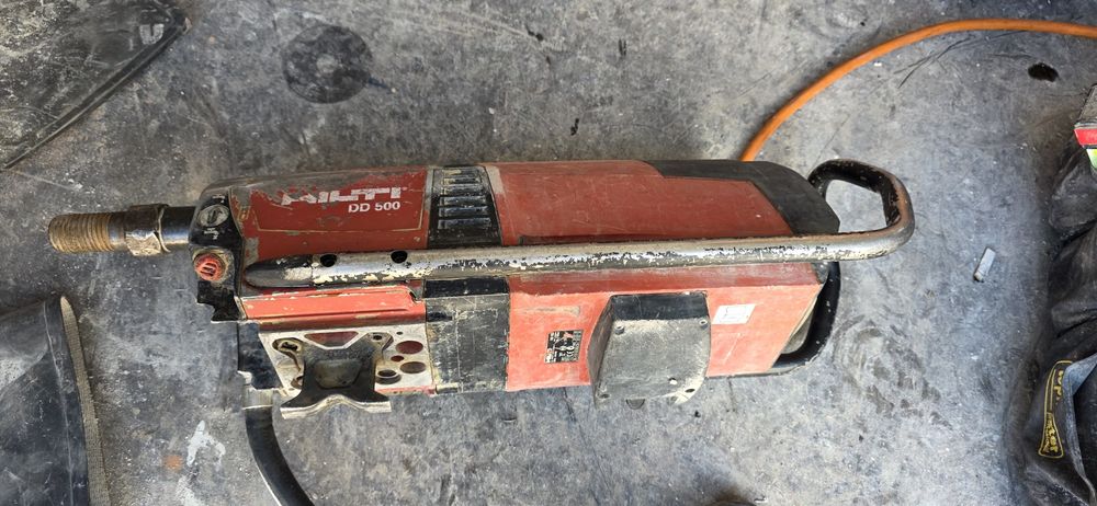 Машина за диамантено пробиване