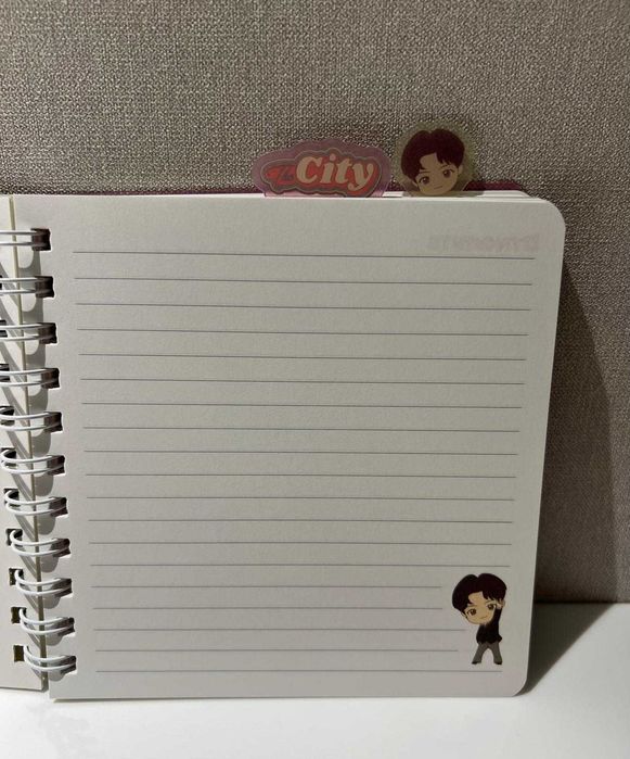 Agenda Tiny Tan - Dynamite - Suga SAU V (BTS)