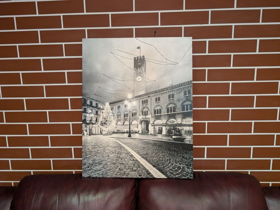 Картины в отличном состоянии