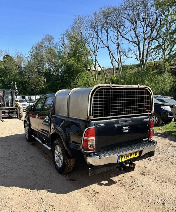 Dezmembrez Toyota Hilux 3.0 Invincible 2012-2016