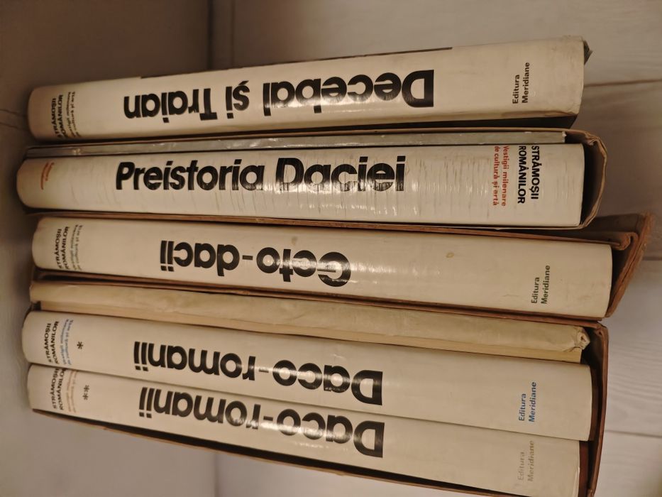 Set Strămoșii Romanilor, Complet, 5 vol,Impecabil, Etui,Brosuri