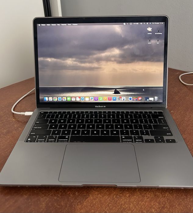 Macbook M1, 2020