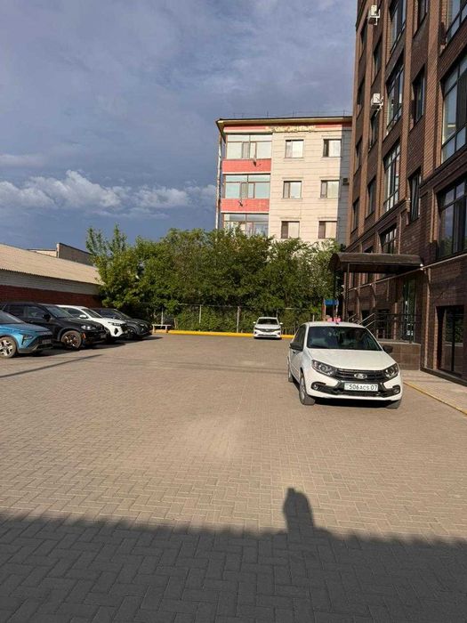 Продается 2 ком квартира район Элегант