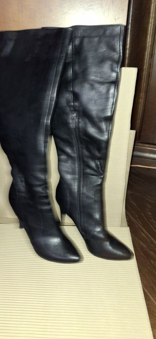 Дамски ботуши естествена кожа .