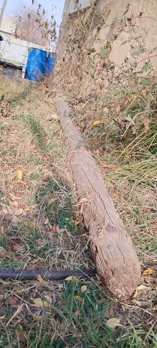 Деревянный делавой балка