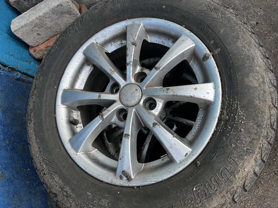Продам 4 колеса. R14
