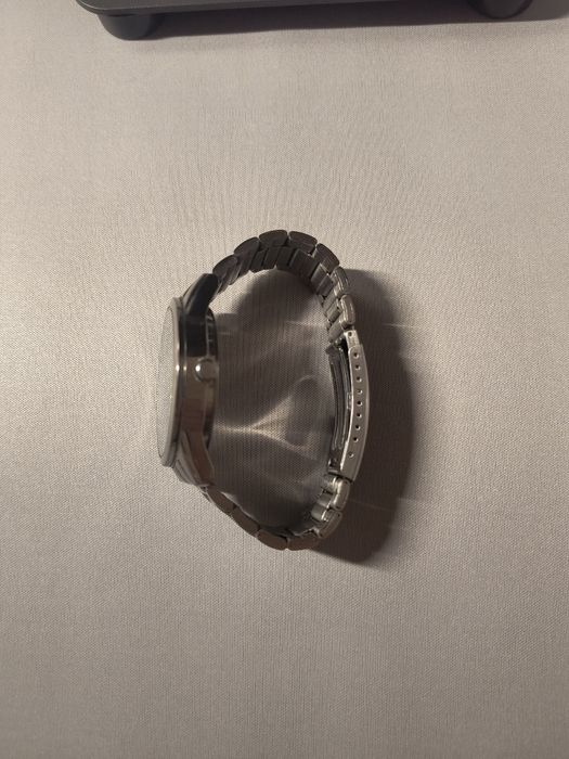 Ceas Q&Q Bussiness, brățară metalică, rezistent la apă