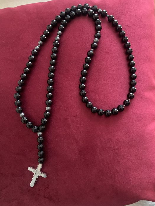 Колие с кръст