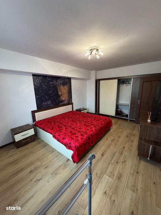 Apartament cu 2 camere de închiriat Piata Simian