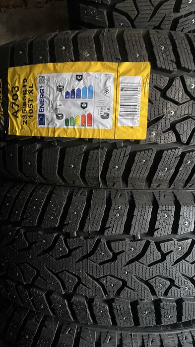 235/55 R19 Aplus 4шт