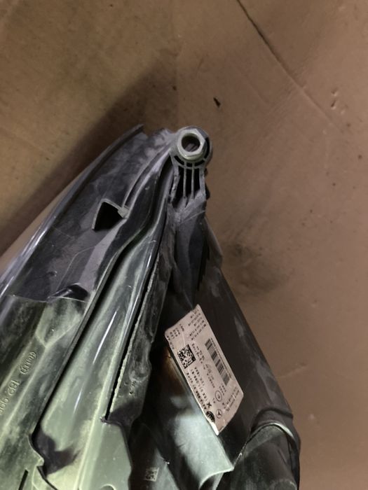 Far Mercedes E-Class W212 Facelift 2013 - 2016 Far stanga led