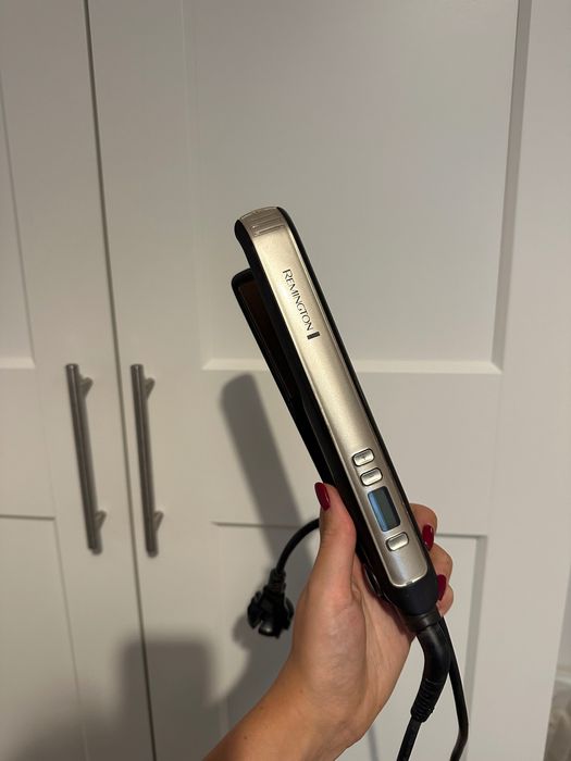 Placă de îndreptat părul, Remington, S2044