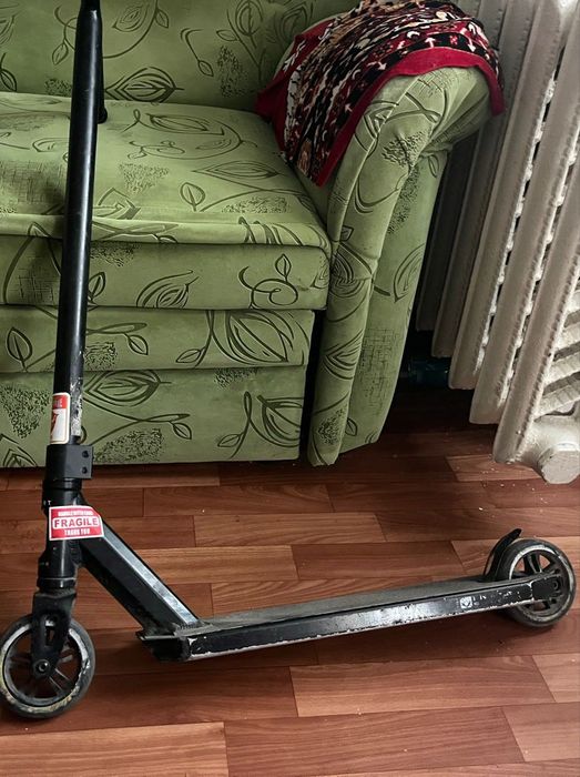 Продается трюковой самокат