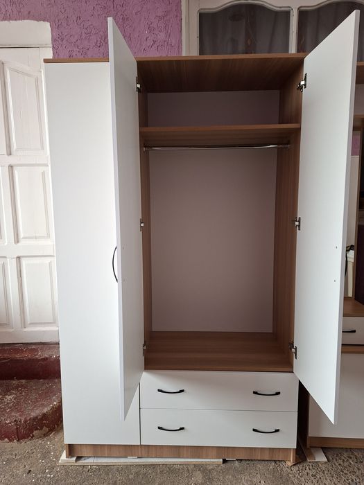 Шифонер новый, ламинат