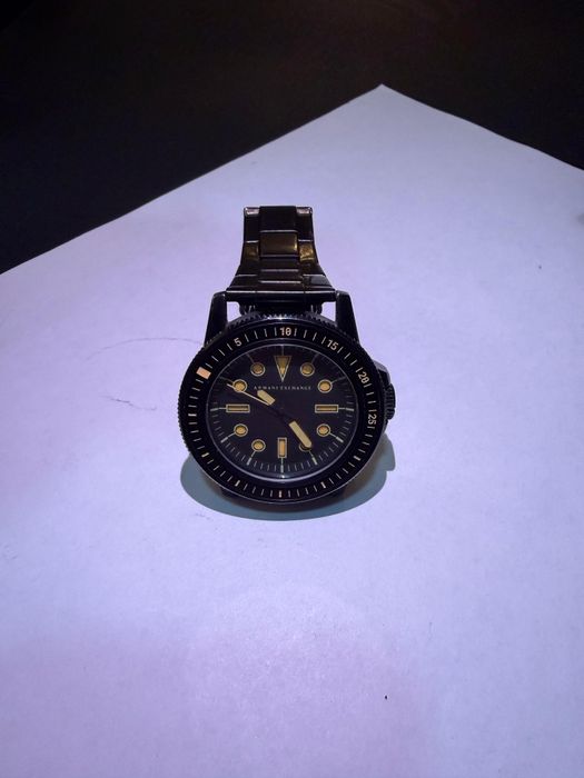 Армани сағат сатылады 50.000