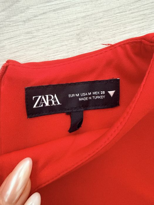 Рокля Zara M размер